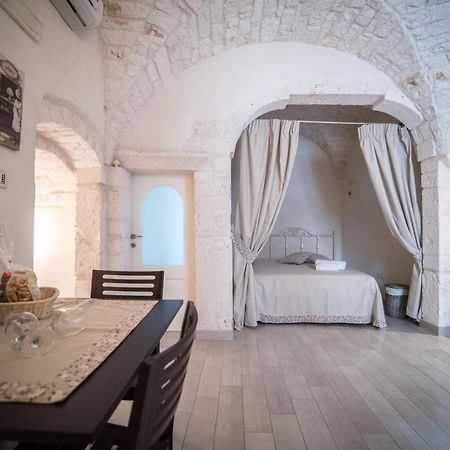 La Nicchia Di Paola Ostuni Exterior foto